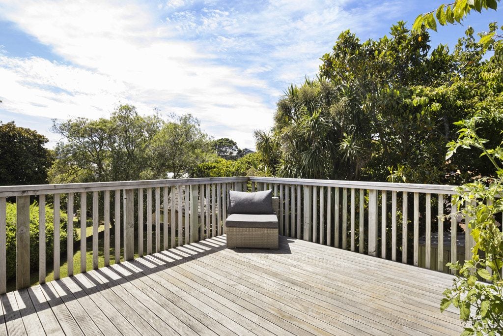 22 Ranui Crescent, Khandallah, Wellington - Carousel 2