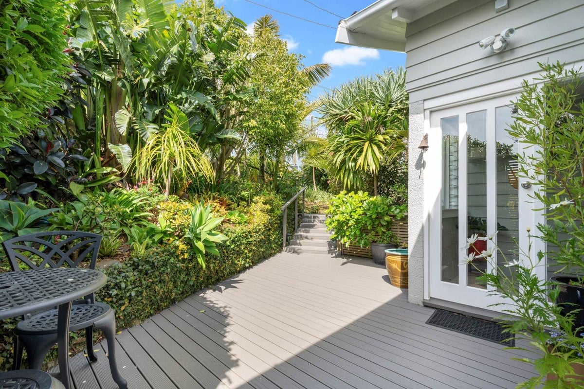 48 Meadowbank Road, Meadowbank, Auckland - Carousel 2