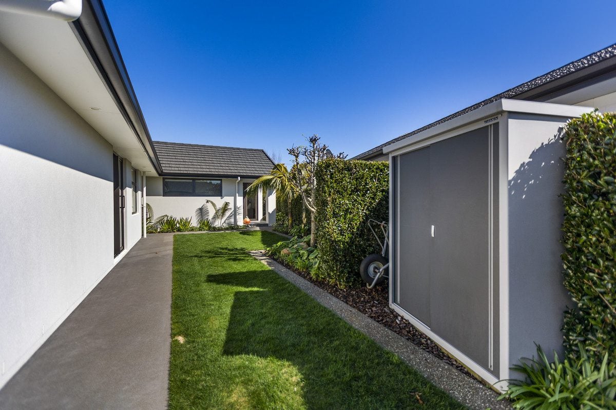 1 Tupare Place, Highlands Park, New Plymouth, Taranaki - Carousel 50