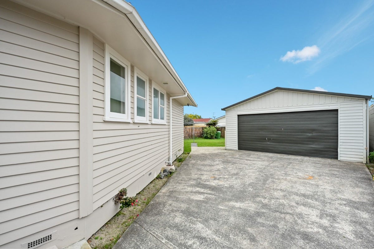 31 Tongariro Street, Chartwell, Hamilton - Carousel 2