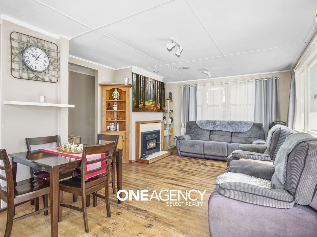 151 Sievers Grove, Cannons Creek, Porirua - Carousel 2