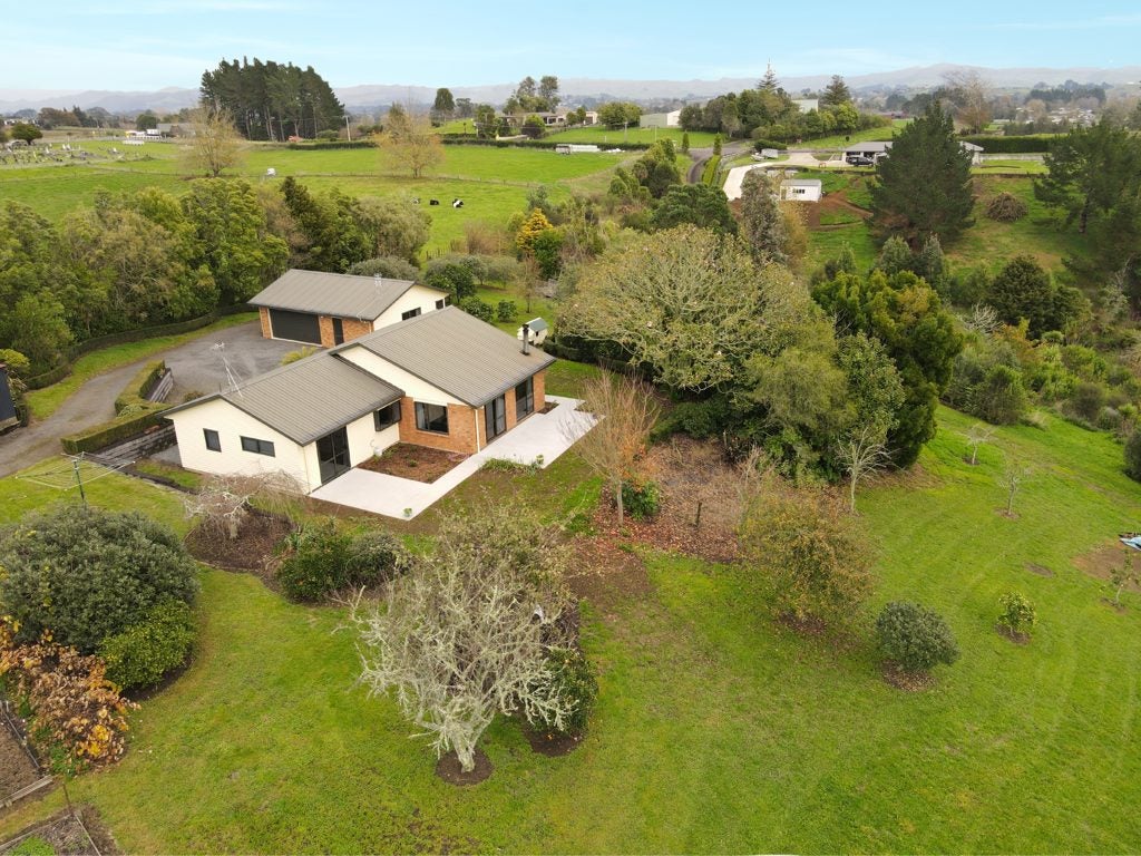 58 Cemetery Road, Whatawhata, Hamilton - Carousel 2