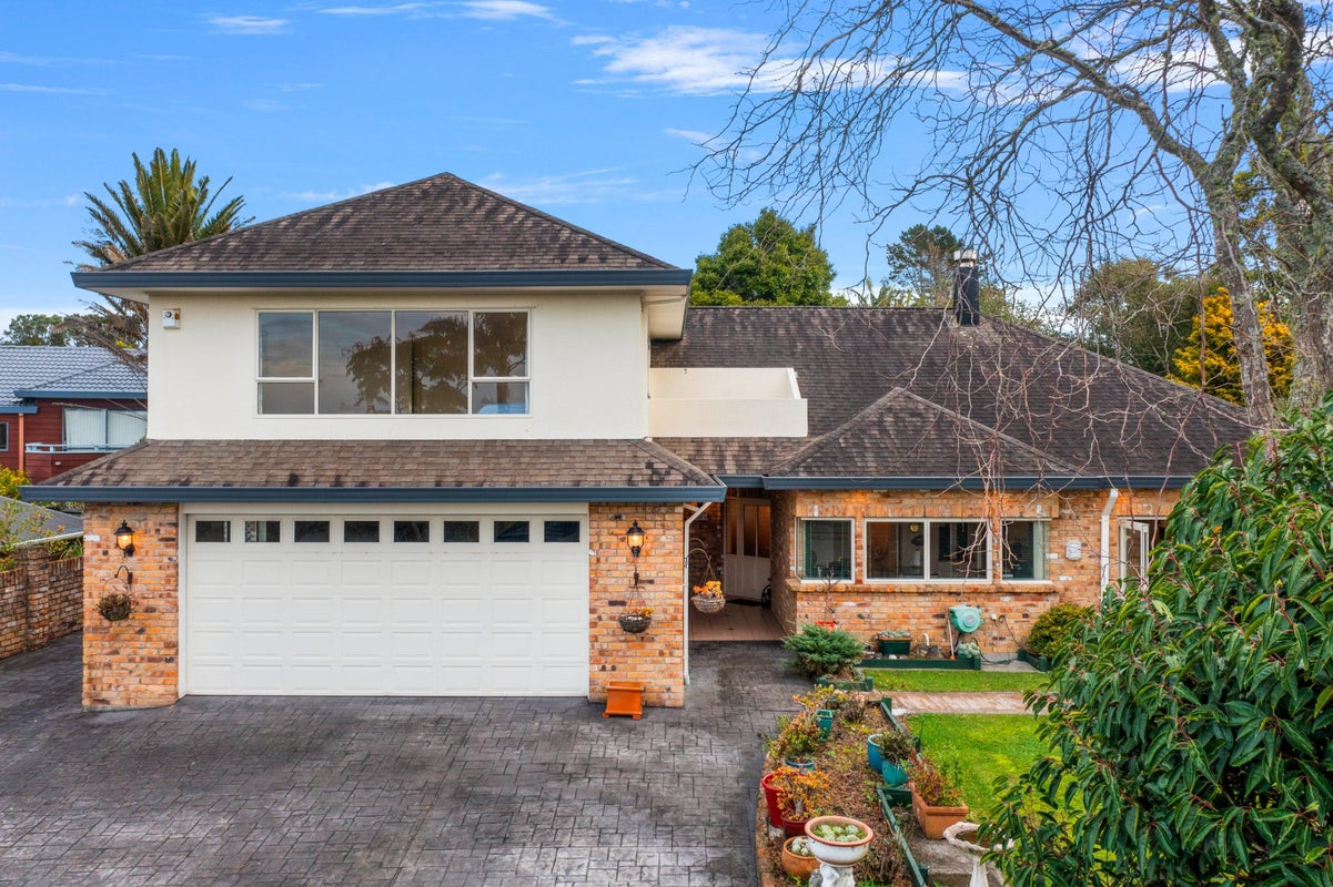 48A Redwing Street, Browns Bay, Auckland - Carousel 1
