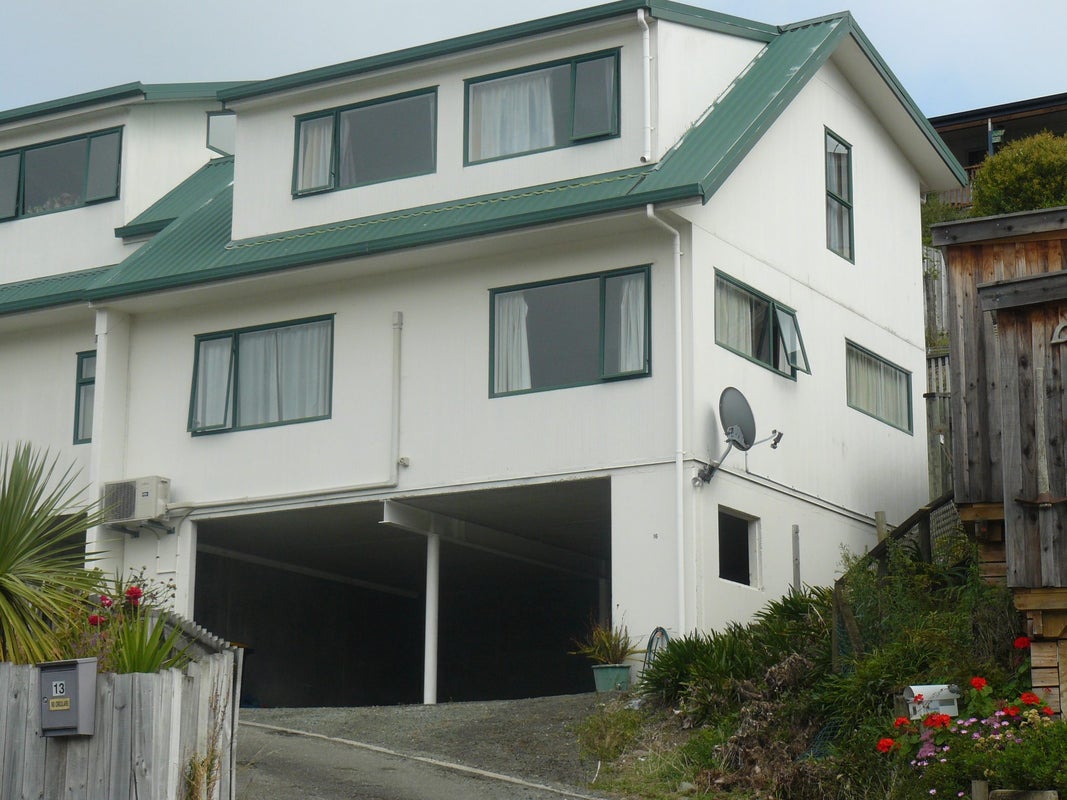 1/16 Saint Anne Place, Toi Toi, Nelson - Carousel 1