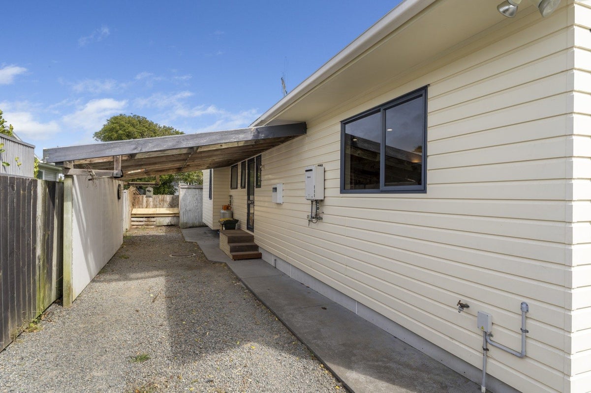 101A Atkinson Avenue, Otaki Beach, Otaki - Carousel 21