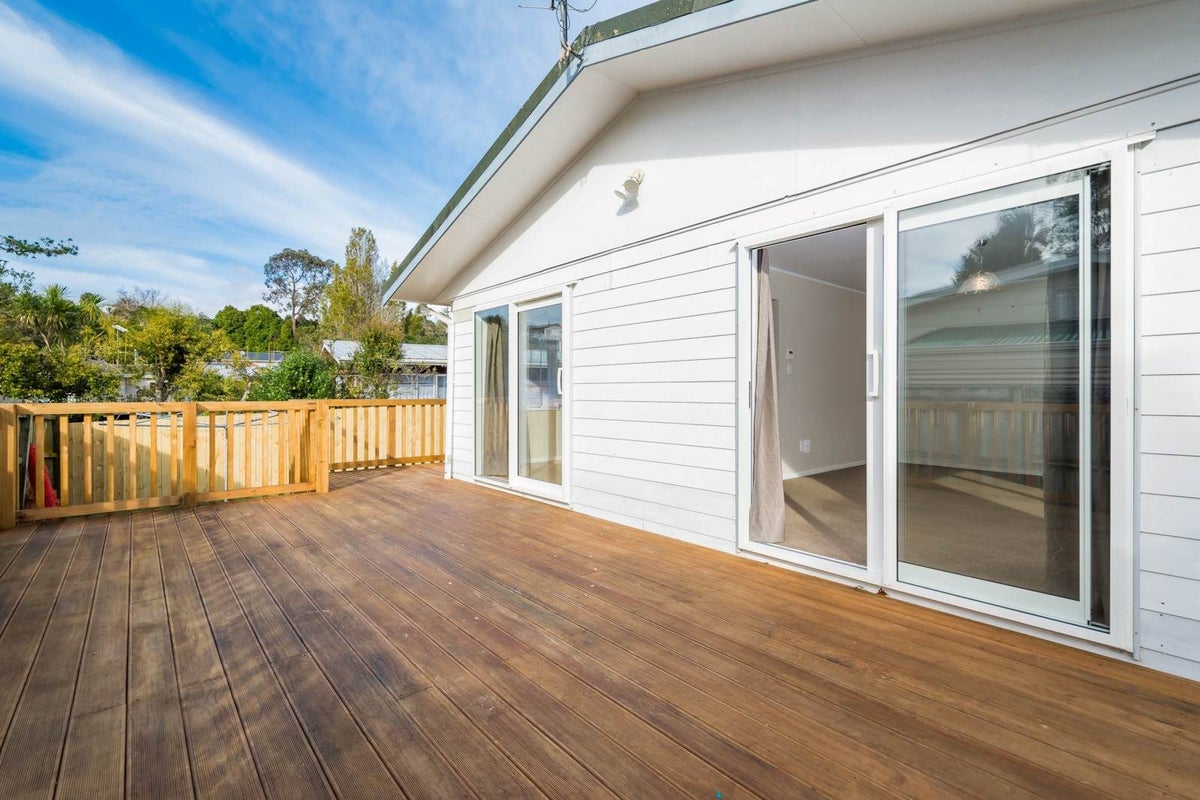 1/62 Glenvar Road, Torbay, Auckland - Carousel 14