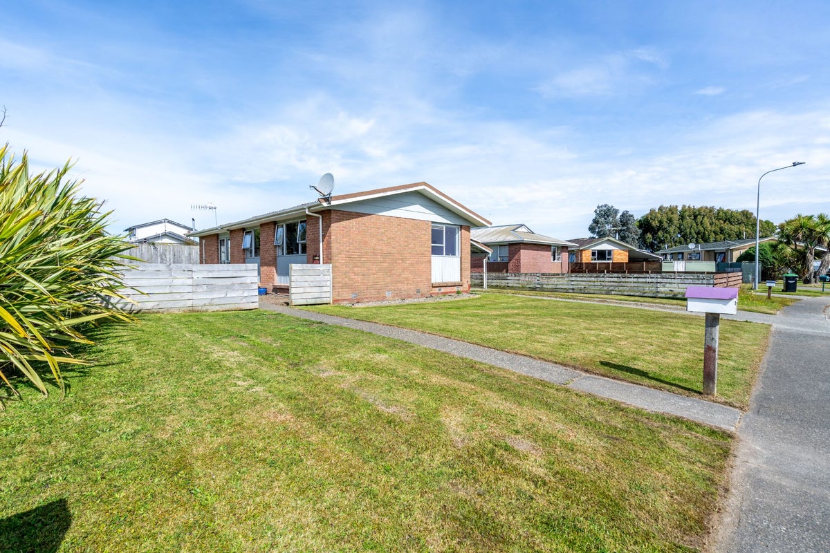 44 Newbie Place, Heidelberg, Invercargill - Carousel 1