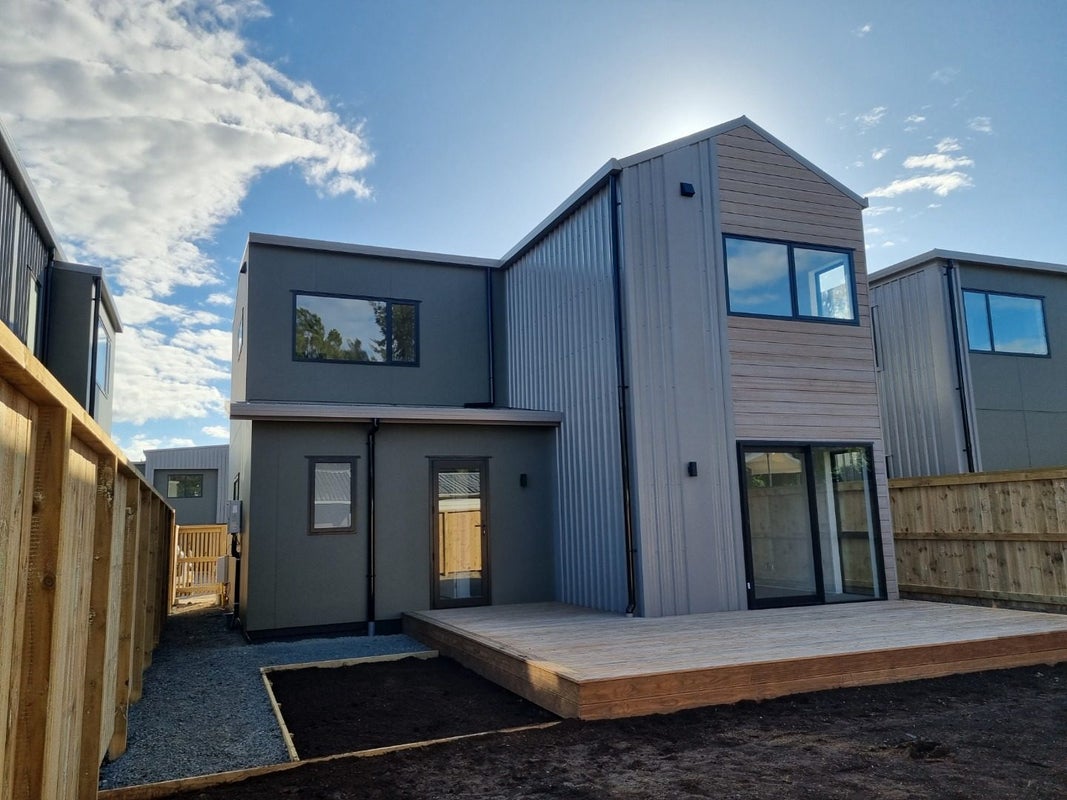50 Jacks Landing Drive, Hamilton Lake, Hamilton - Carousel 2