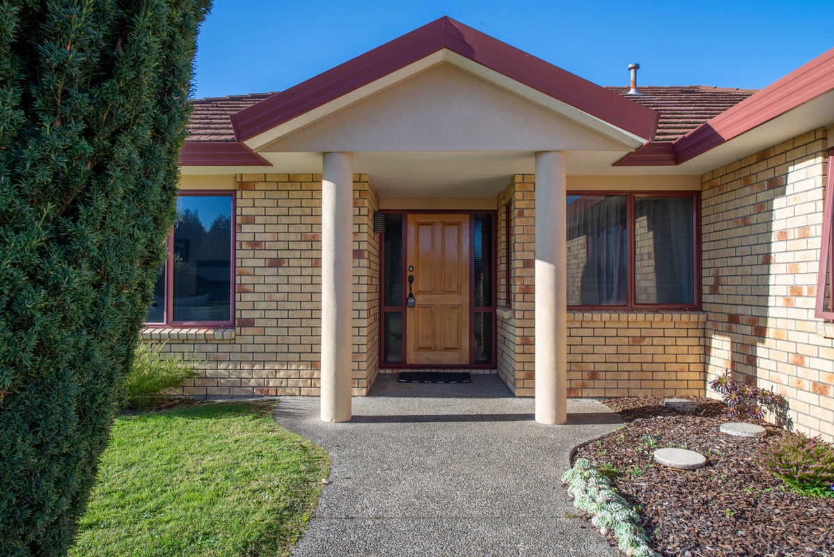 1 Hulme Place, Owhata, Rotorua - Carousel 24