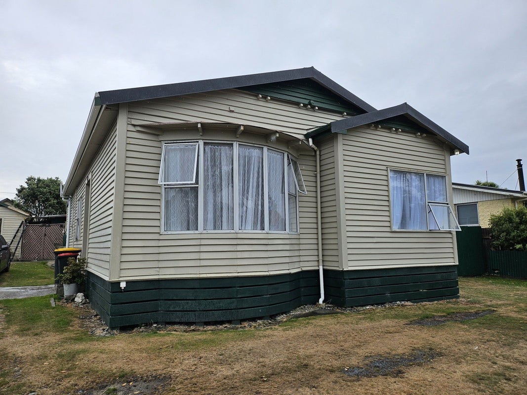 52 Reid Street, Blaketown, Greymouth - Carousel 1