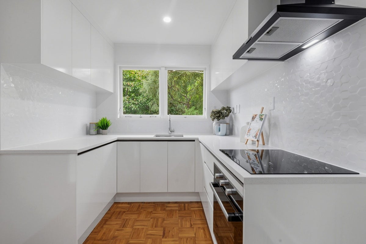 1/12 Willoughby Avenue, Howick, Auckland - Carousel 2