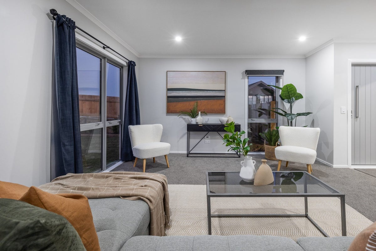 60 Hokioi Drive, Kenepuru, Porirua - Carousel 2