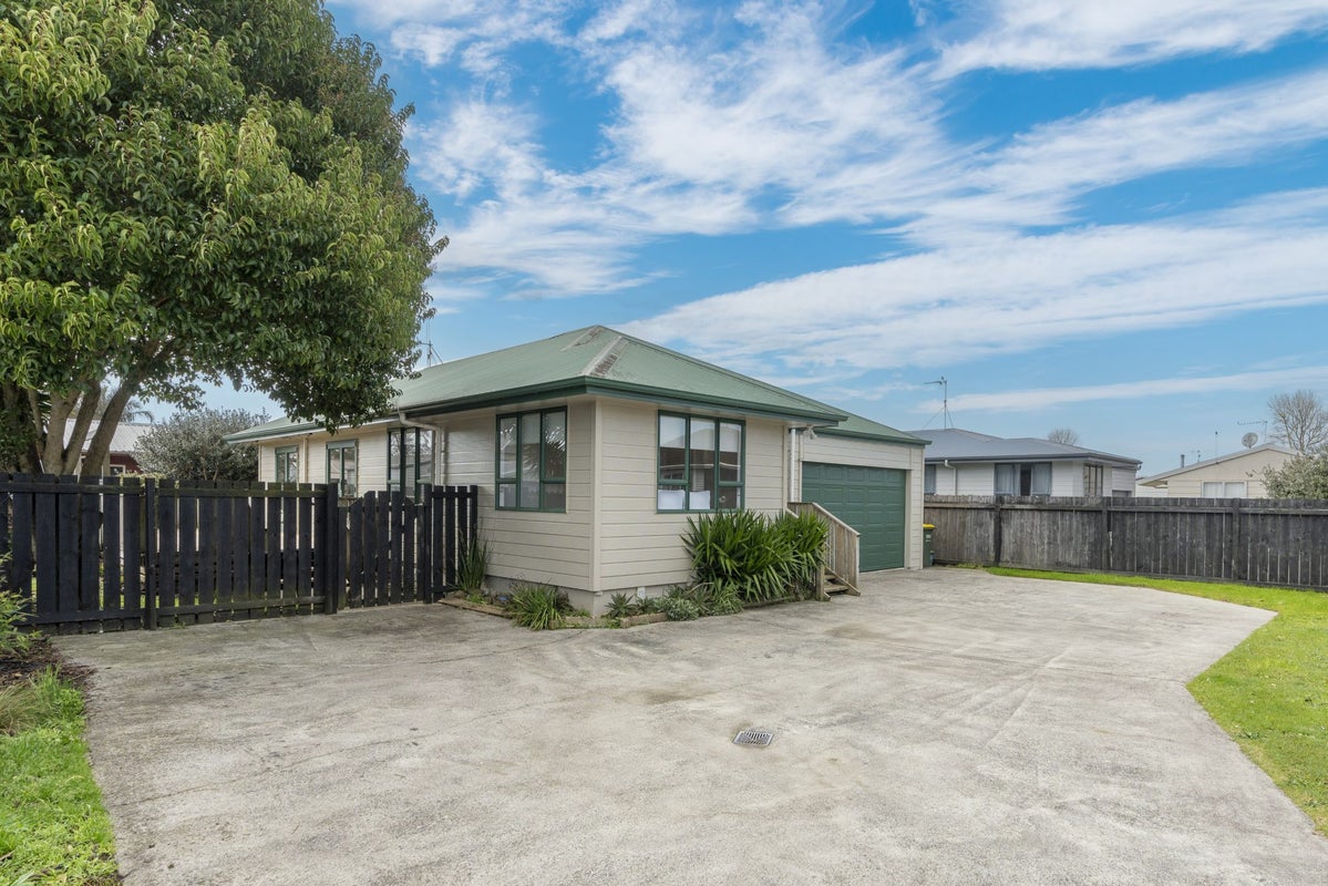 7A Roy Street, Nawton, Hamilton - Carousel 1