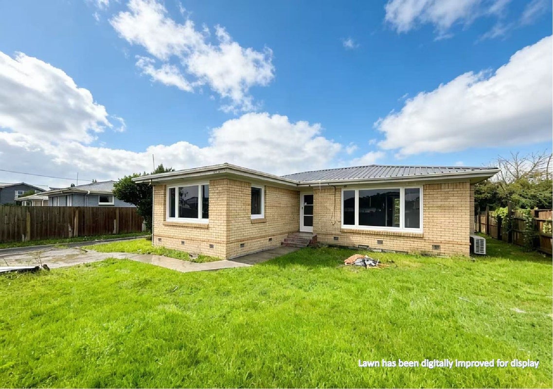 2 Cameron Road, Hamilton East, Hamilton - Carousel 1