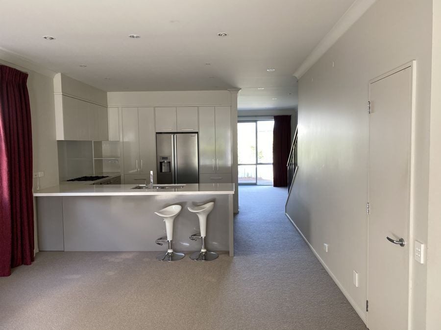 84 Barbarich Drive, Stonefields, Auckland - Carousel 2