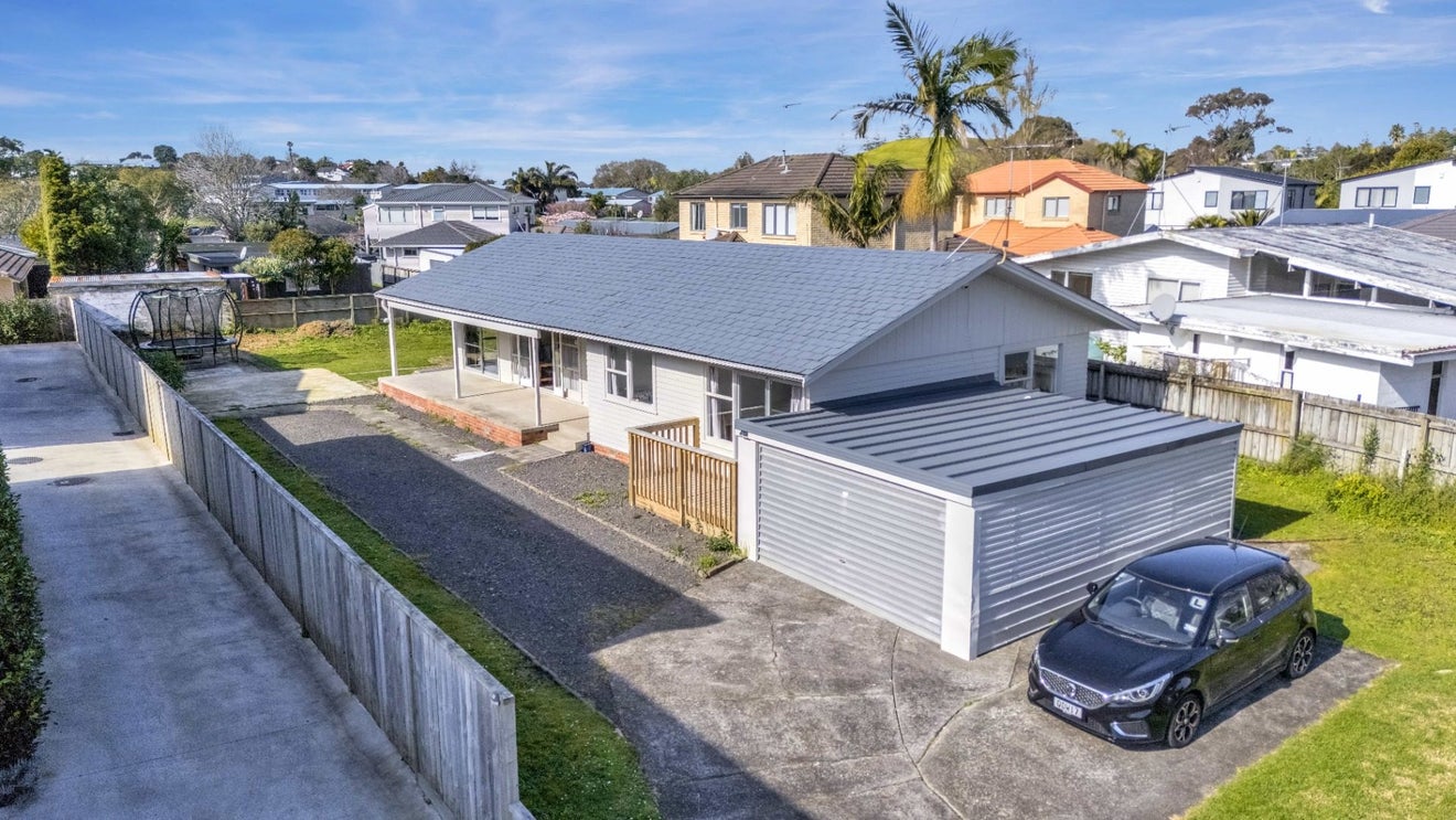 22 Pembroke Crescent, Glendowie, Auckland - Carousel 1