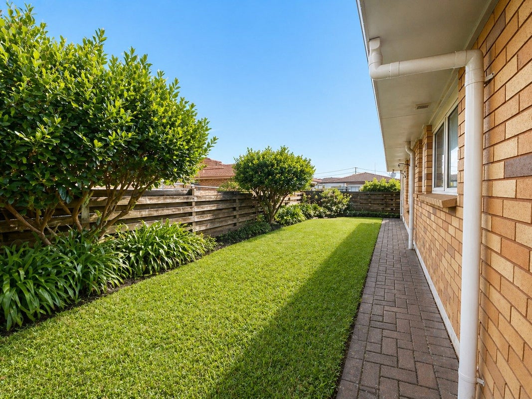 2/51 East Street, Papakura, Auckland - Carousel 9