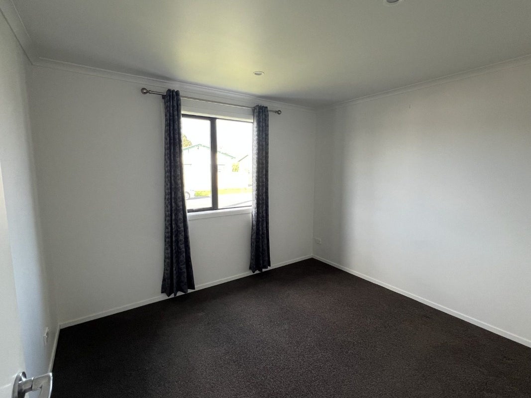1/43 Smith Street, Frankton, Hamilton - Carousel 2