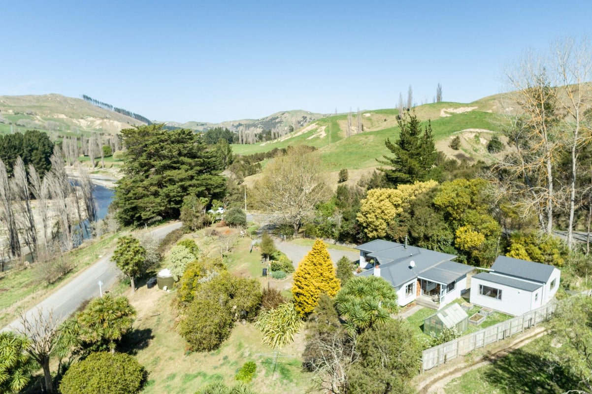 309 Ellis Wallace Road, Eskdale, Napier - Carousel 1