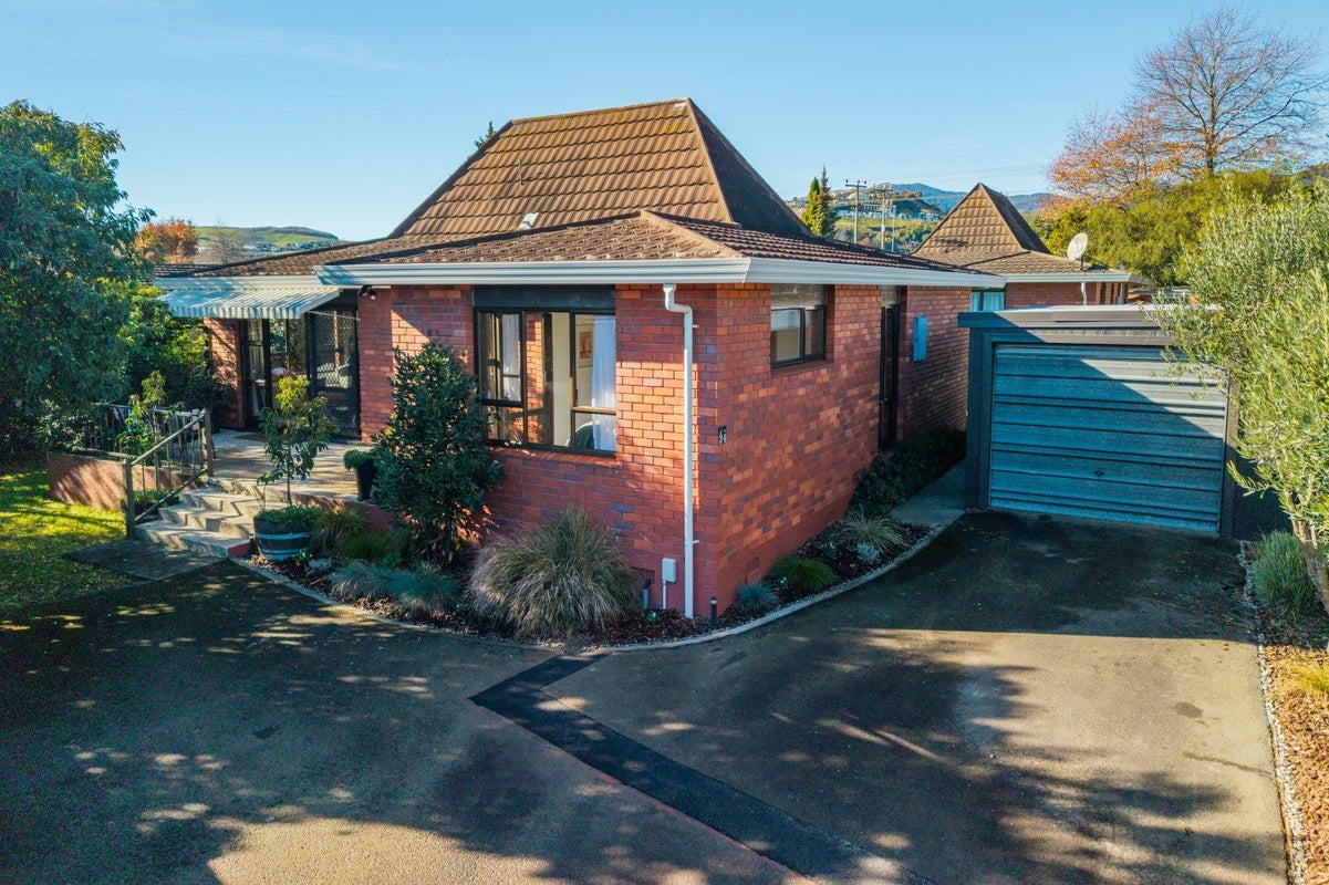 34 Cobham Crescent, Stoke, Nelson - Carousel 1
