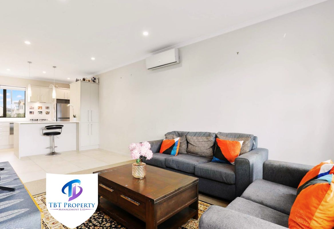 14 Kamana Road, Flat Bush, Auckland - Carousel 2