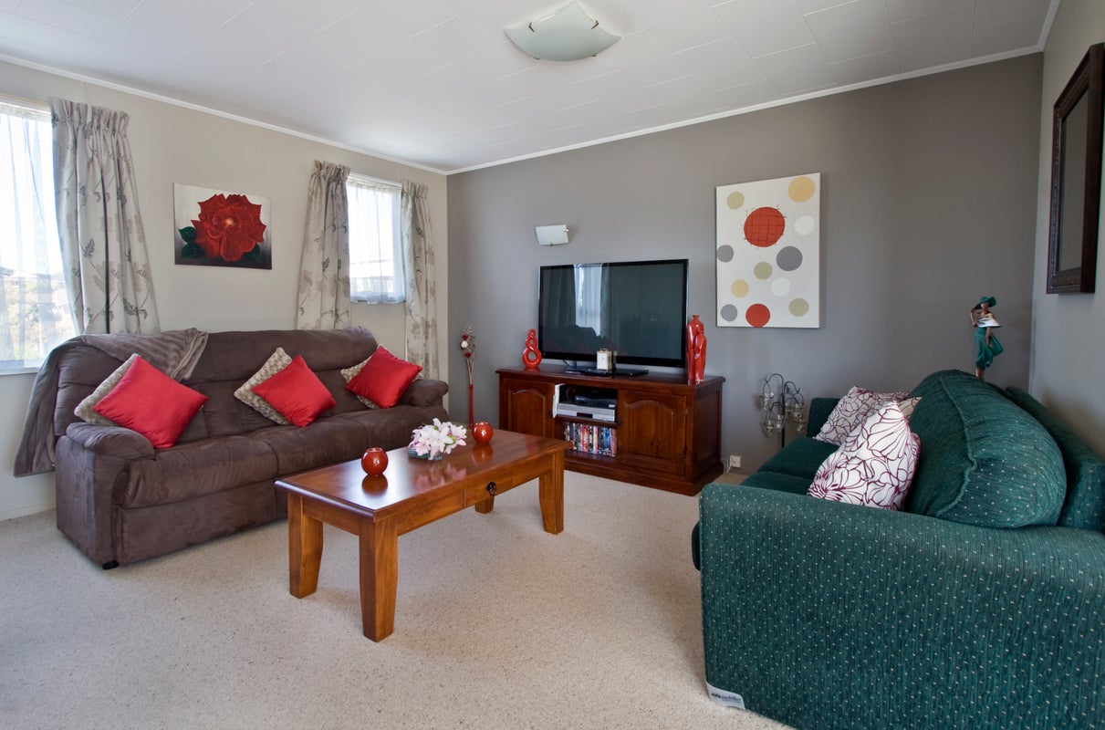 21 Macaulay Street, Gleniti, Timaru - Carousel 2
