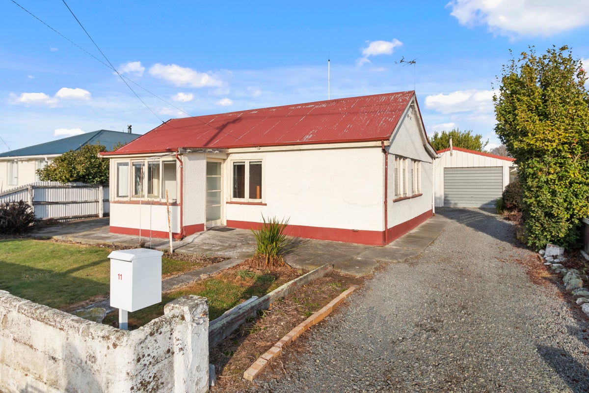 1/11 Kissel Street, Templeton, Christchurch - Carousel 1