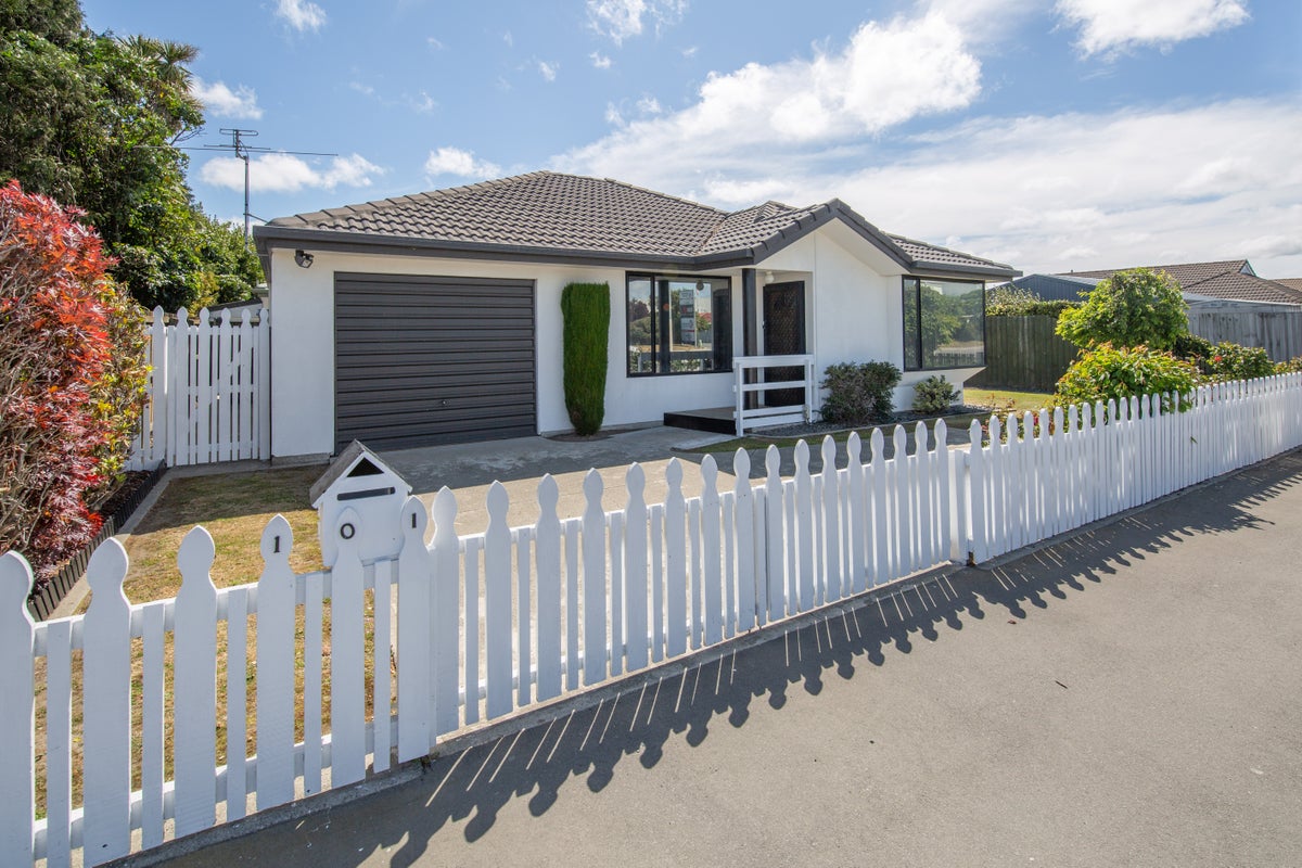 101 Carmen Road, Hei Hei, Christchurch - Carousel 1