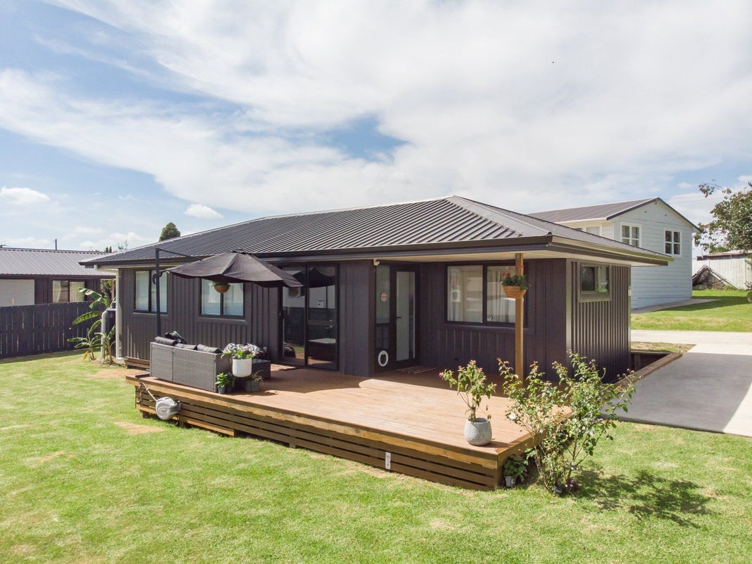 4C Fernleigh Street, Kerepehi, Paeroa - Carousel 2