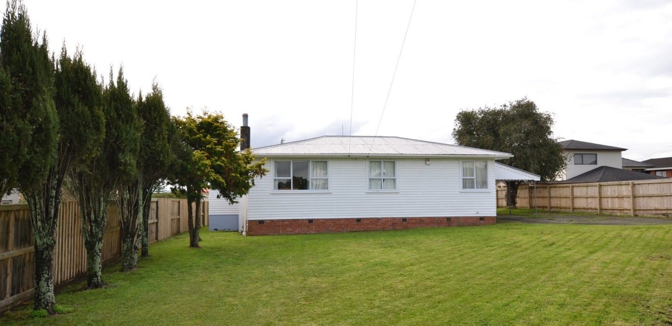 25 Heaphy Street, Blockhouse Bay, Auckland - Carousel 2