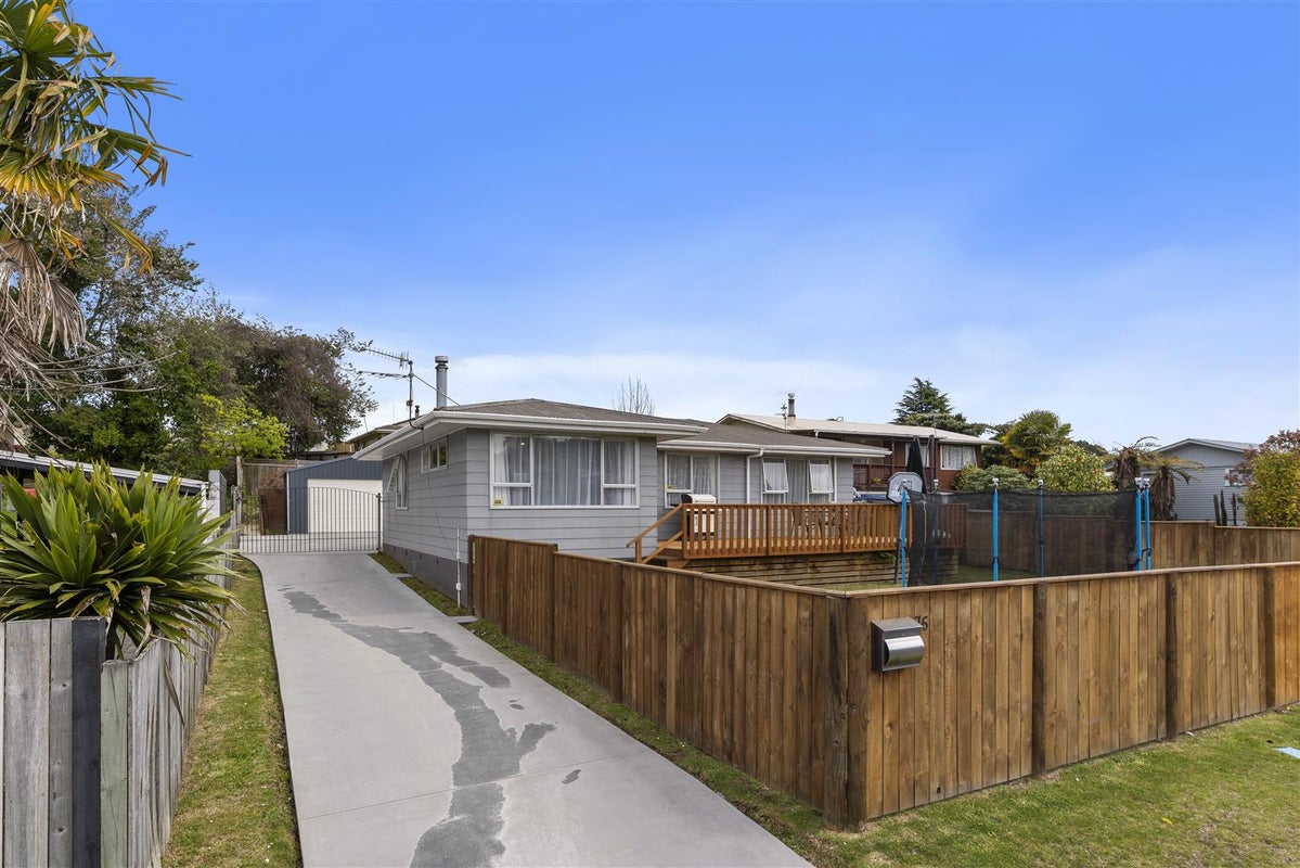 76 Homedale Street, Pukehangi, Rotorua - Carousel 1