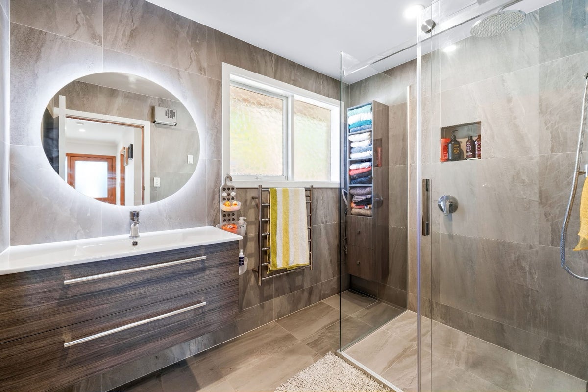 85 Oakhampton Street, Hornby, Christchurch - Carousel 2