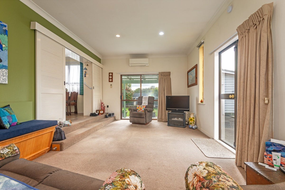 203 Tremaine Avenue, Westbrook, Palmerston North - Carousel 2