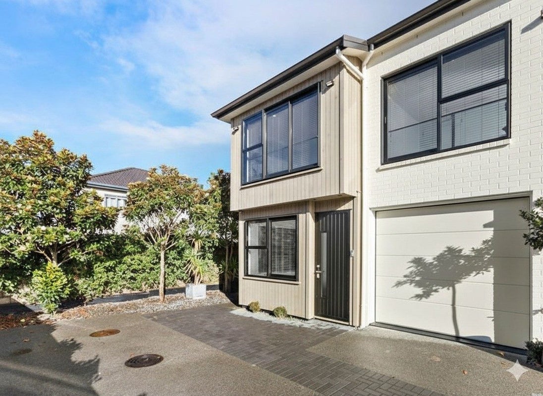 28F Fernleigh Avenue, Royal Oak, Auckland - Carousel 1