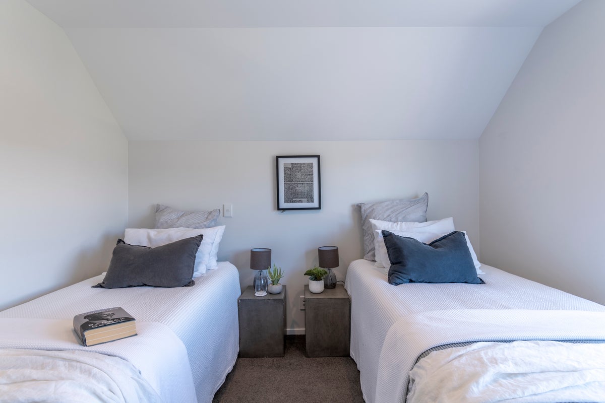 109 Westchester Drive, Churton Park, Wellington - Carousel 35