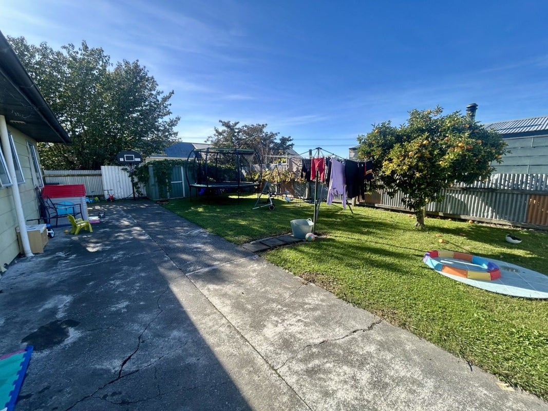 33 Kingsley Drive, Flaxmere, Hastings - Carousel 8