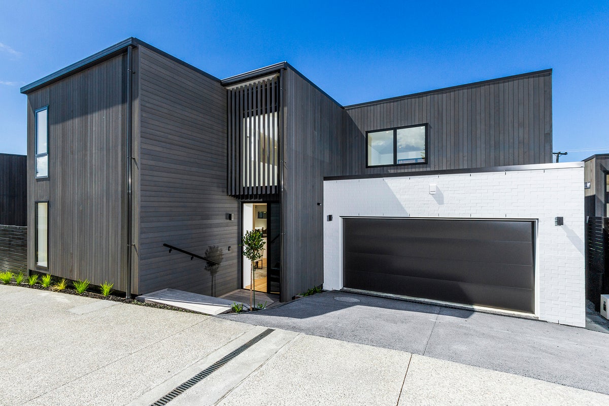 39C Kowhai Road, Mairangi Bay, Auckland - Carousel 1