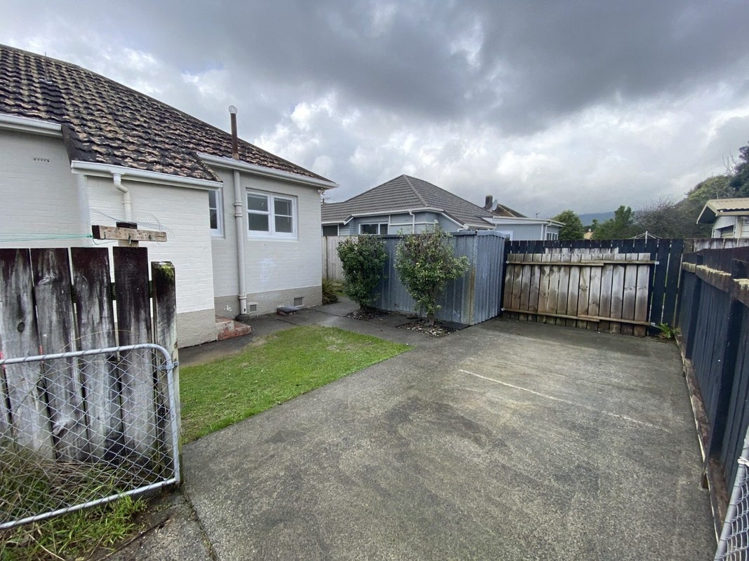 25 Gadsby Street, Avalon, Lower Hutt - Carousel 12