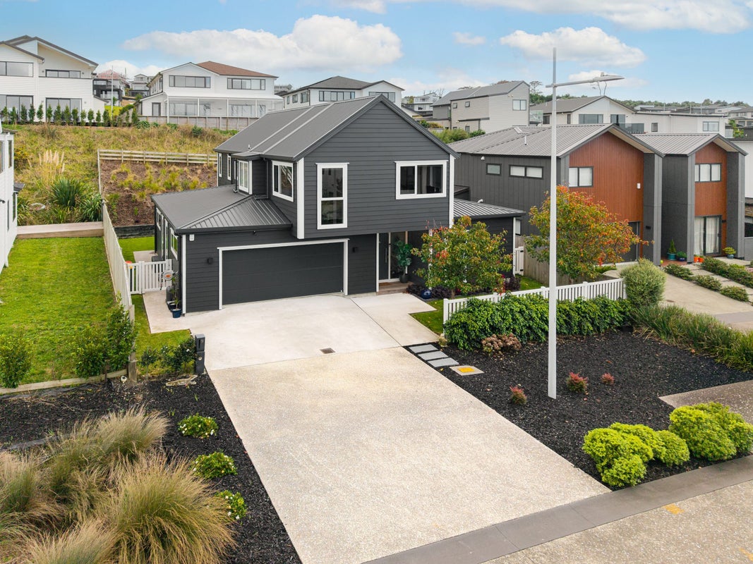 10 Hopetea Street, Long Bay, Auckland - Carousel 2