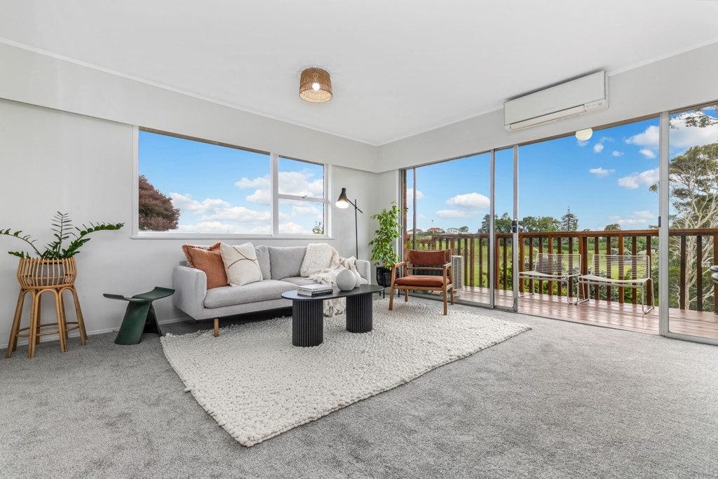 1/21 Hillcrest Road, Papatoetoe, Auckland - Carousel 1