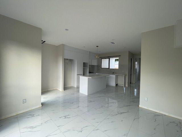 2C Celina Place, Browns Bay, Auckland - Carousel 2