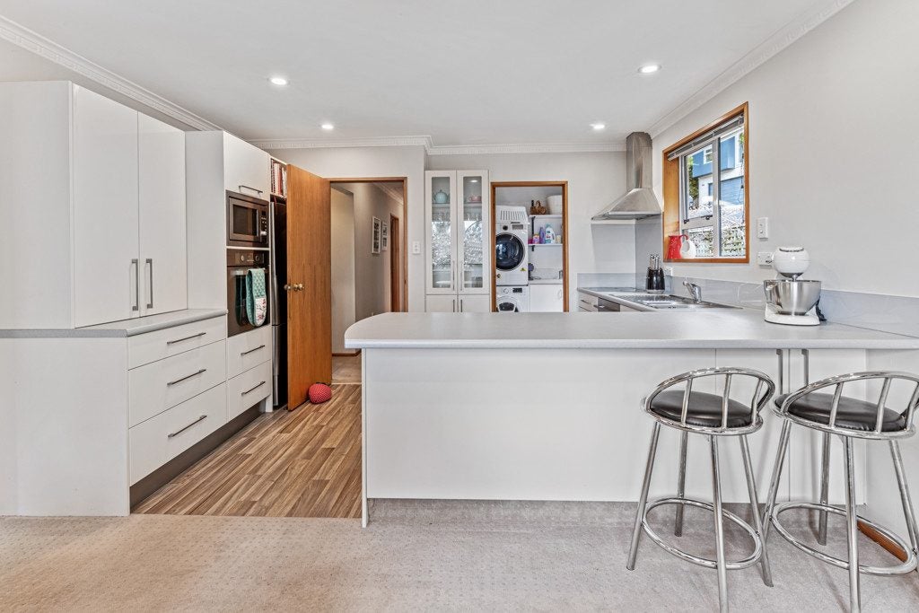 20 Dalefield Drive, Cashmere, Christchurch - Carousel 2