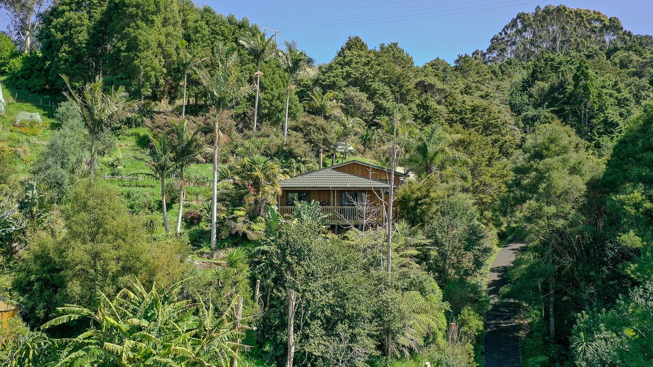 1313 Ngunguru Road, Kiripaka, Whangarei - Carousel 32