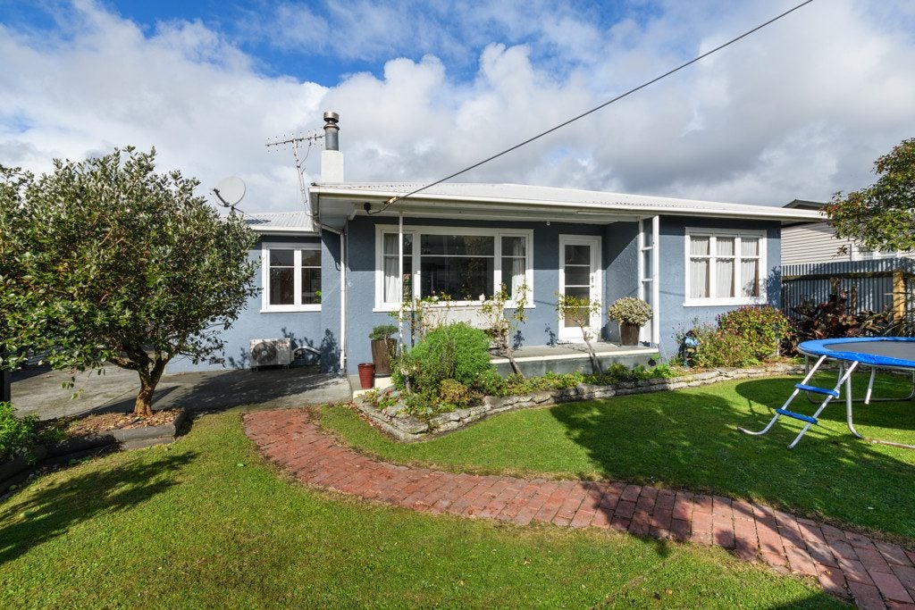 40 Seaforth Avenue, Milson, Palmerston North - Carousel 1
