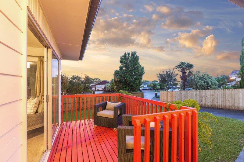 28 Tomintoul Place, Highland Park, Auckland - Carousel 12