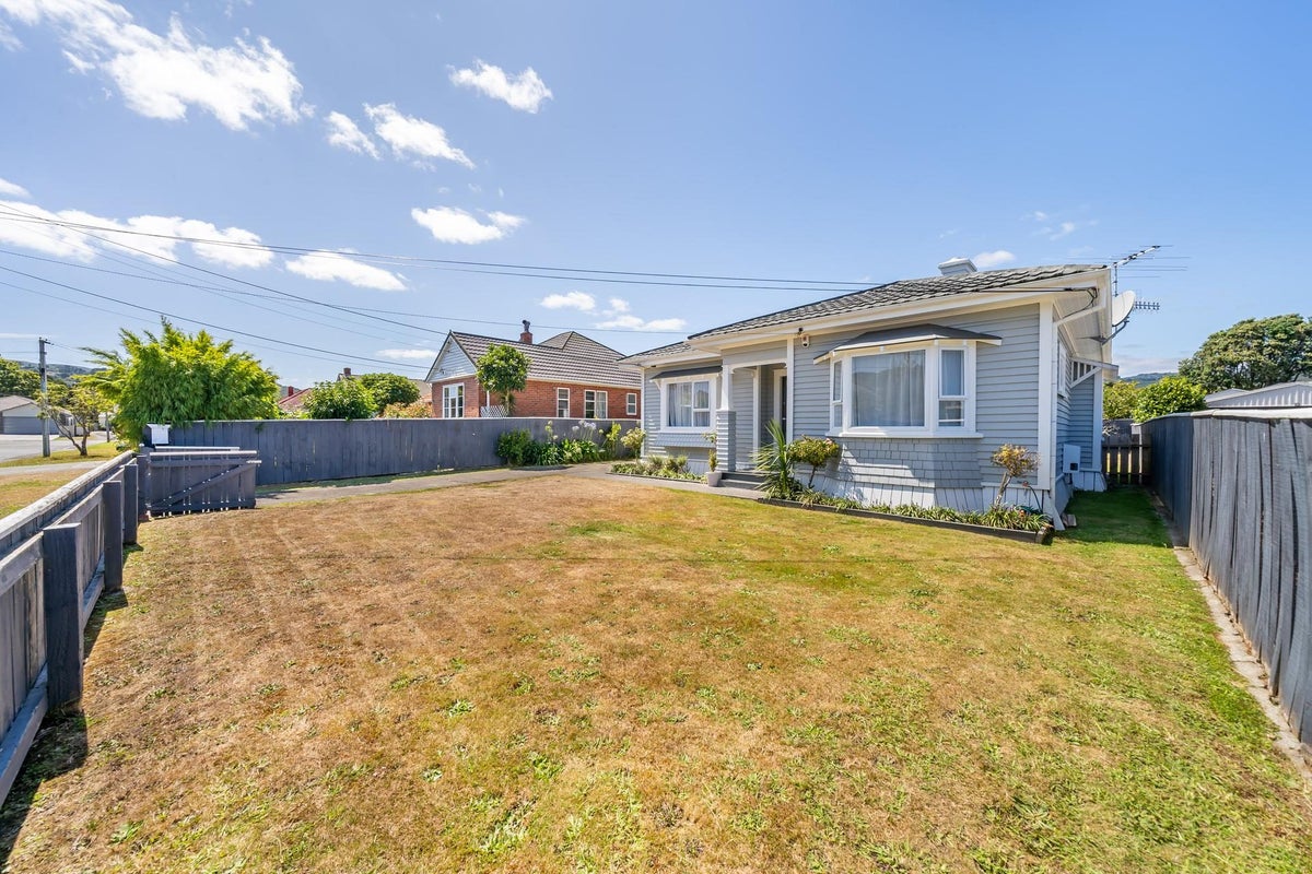 9 St James Avenue, Boulcott, Lower Hutt - Carousel 10