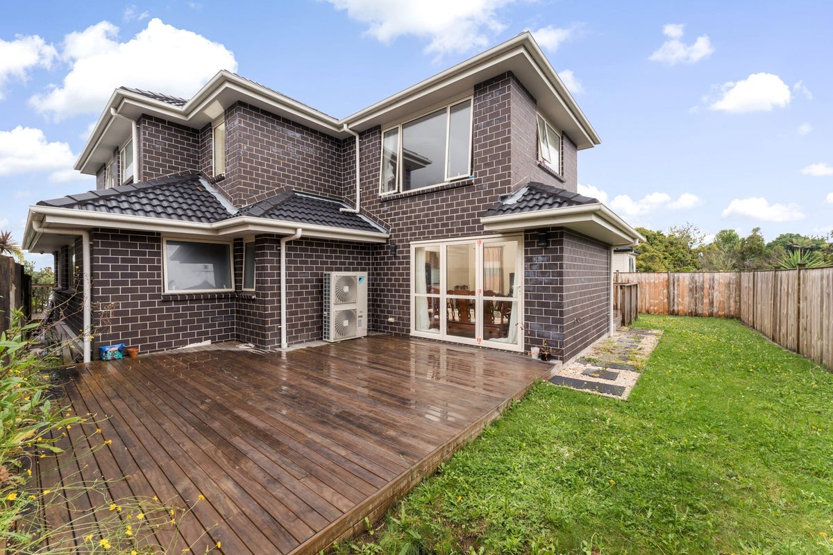 31H Parker Avenue, New Lynn, Auckland - Carousel 2