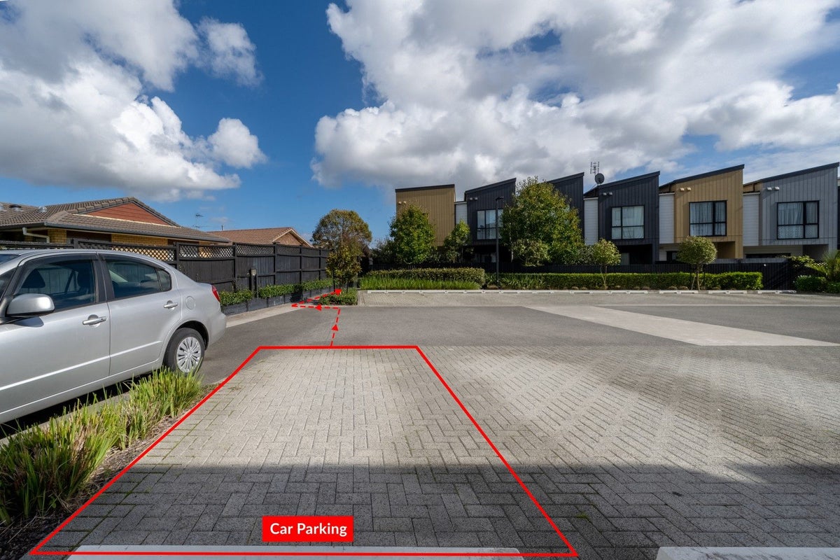 6/47A Huntington Drive, Huntington Park, Auckland - Carousel 16