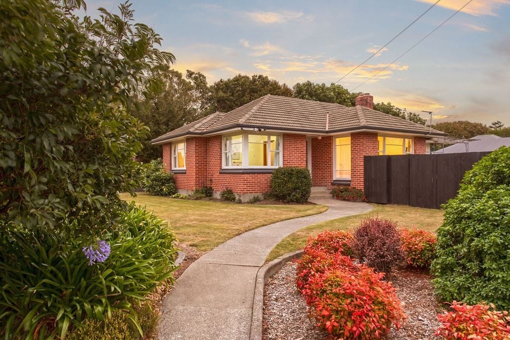 199 Grahams Road, Burnside, Christchurch - Carousel 1