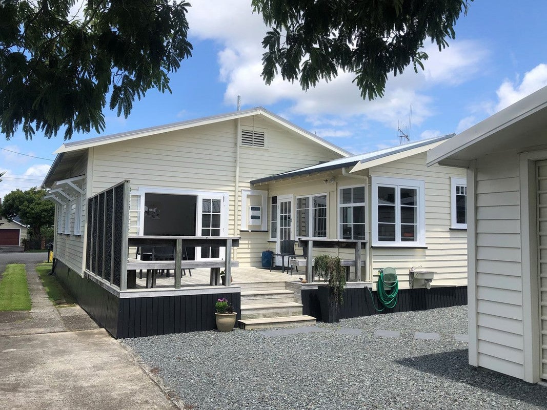 7 Shortland Street, Regent, Whangarei - Carousel 1